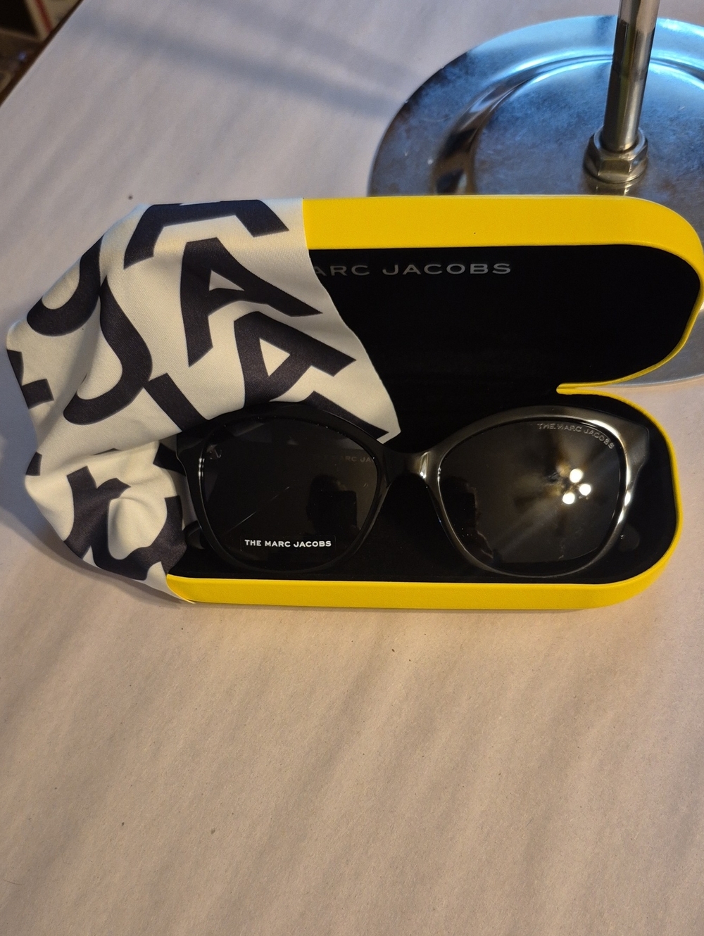 Marc Jacobs Sunglasses NWOT.